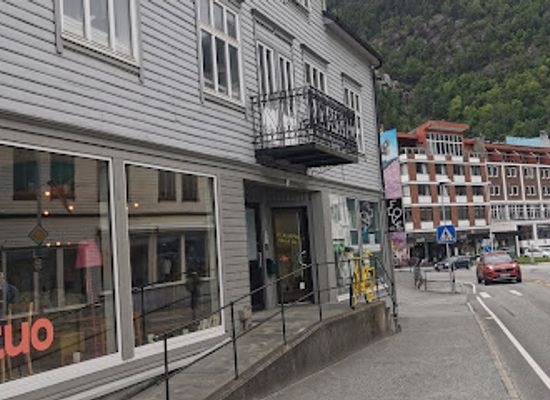 norway/trolltunga/shop/norli-odda