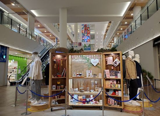 japan/iki/shop/mark-is-fukuoka-momochi