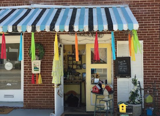 south-carolina/blue-ridge-mountains/shop/retromarketplace-inc