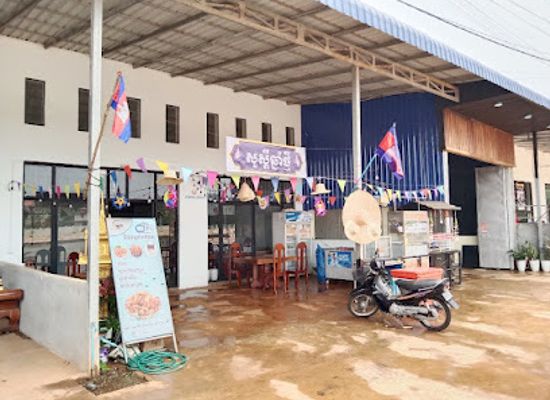 cambodia/mondulkiri/shop/monorom-food-drink