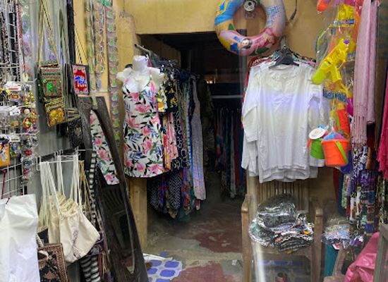 sri-lanka/mirissa/shop/sun-ray-clothing-shop