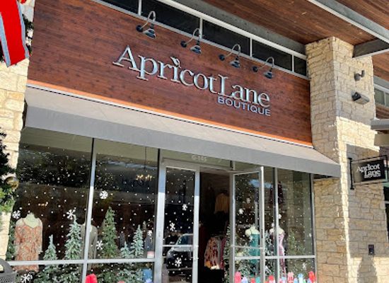 alabama/hill-country/shop/apricot-lane-boutique