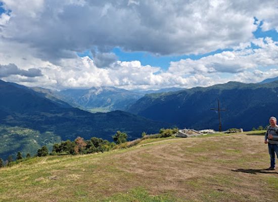 georgia/mestia/shop/the-cross-over-mestia
