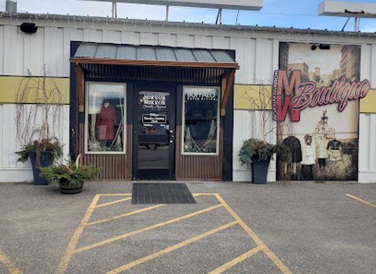 montana/butte/shop/mirror-mirror-boutique