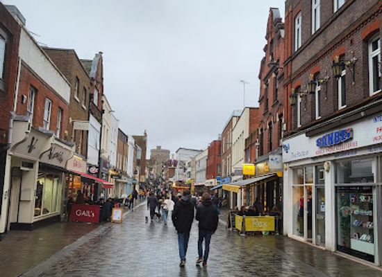 united-kingdom/windsor/shop/warwicks