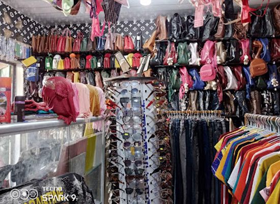 comoros/ndzuwani/shop/centre-commercial-de-bazimini