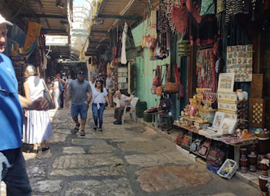 israel/judean-desert/shop/george-kouz-store