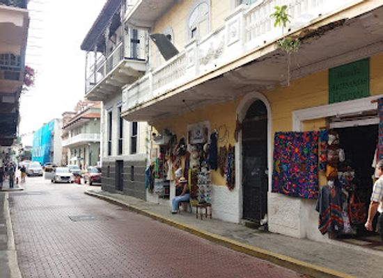 panama/central-panama/shop/undercover-boots