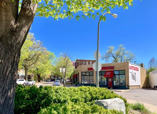 missouri/st-louis/forest-park/shop/little-shop-around-the-corner