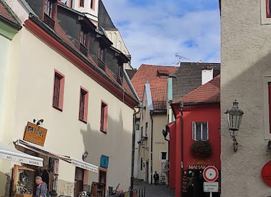 czechia/cesky-krumlov/shop/mahakam