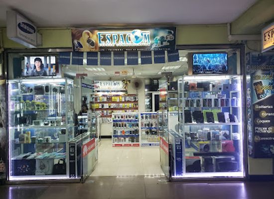 madagascar/antananarivo/shop/supreme-center