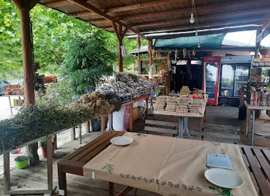 albania/tepelena/shop/arra-freskia