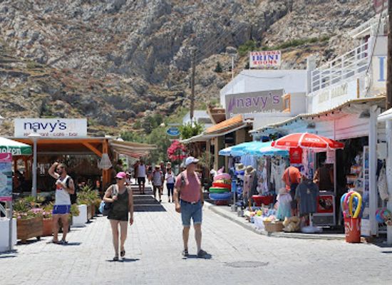 greece/santorini/kamari/shop/ammos-kamari