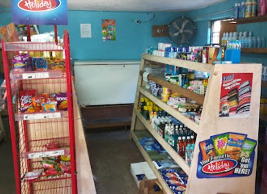 saint-lucia/laborie/shop/renee-s-mini-mart