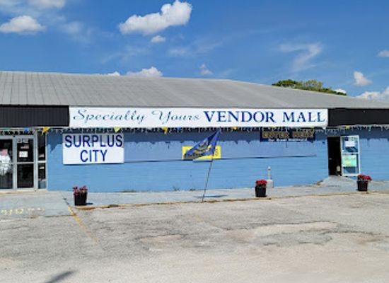 florida/sebring/shop/specially-yours-furniture-and-home-decor