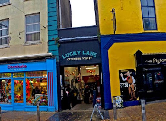 ireland/county-limerick/shop/lucky-lane
