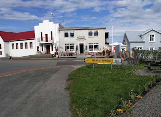 iceland/dalvik/shop/gisli-eirikur-helgi-kaffihus-bakkabradra