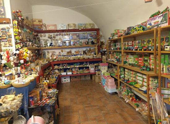 czechia/silesia/shop/rocking-horse-toy-shop