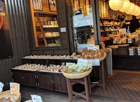 japan/yufuin/shop/yufuin-minge-ichiba