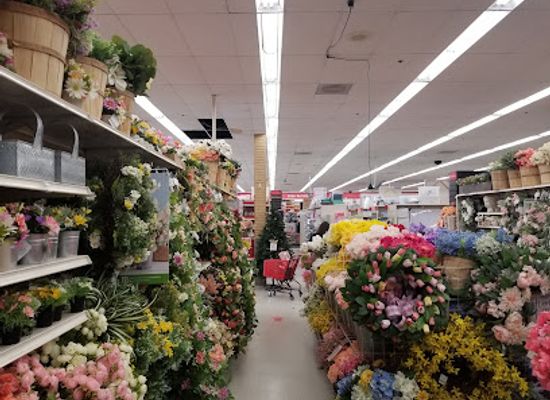 rhode-island/warwick/shop/marketplace-center