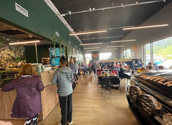 iceland/vik/shop/black-crust-pizzeria