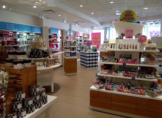washington/redmond/shop/bath-body-works