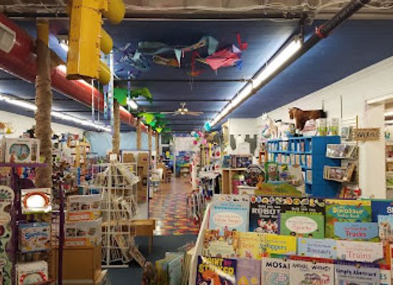 virginia/blacksburg/shop/imaginations-toy-furniture