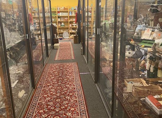 massachusetts/waltham/shop/downstairs-at-felton-antiques
