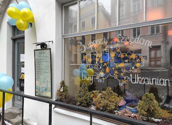 estonia/tallinn-old-town/shop/ukrainian-symbols-shop