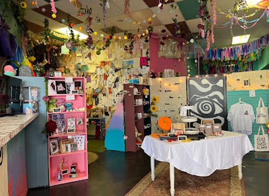 texas/south-plains/shop/the-weird-space
