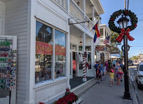 florida/florida-keys/shop/happy-rooster-gifts-more