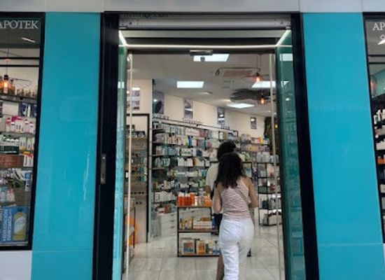 spain/madrid/shop/farmacia-de-la-cruz-13-sol-y-distrito-centro