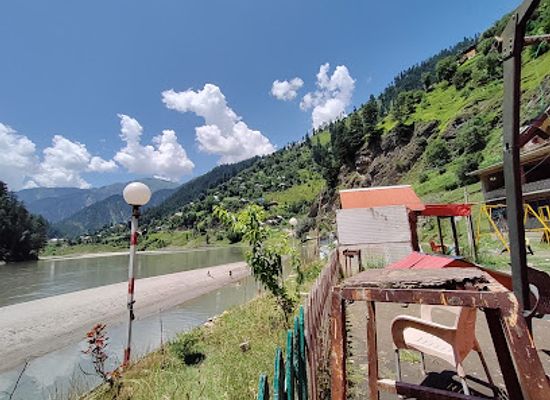 pakistan/neelum-valley/shop/neelum-star-river-guest-house