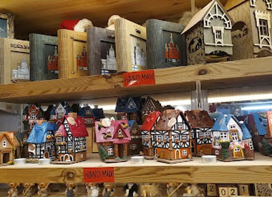 finland/helsinki/shop/tonttu-souvenirs-helsinki