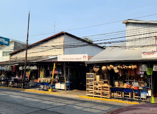 honduras/sula-valley/shop/mercado-guamilito
