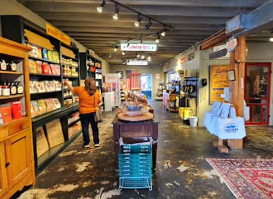 mississippi/the-pine-belt/shop/scotsman-general-store-woodshop
