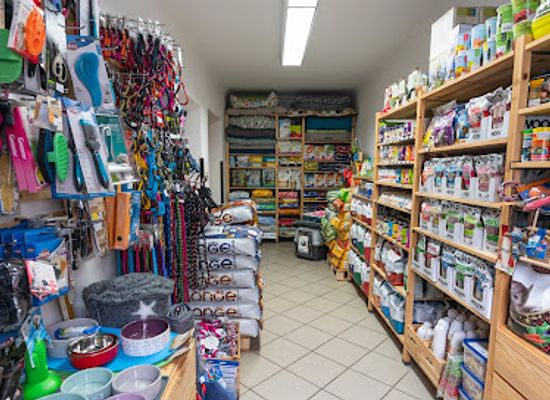 slovenia/bohinj/shop/mica-pet-shop
