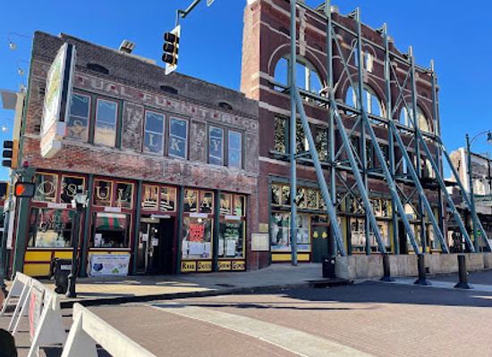 tennessee/memphis-beale-street/shop/beale-street-entertainment-district