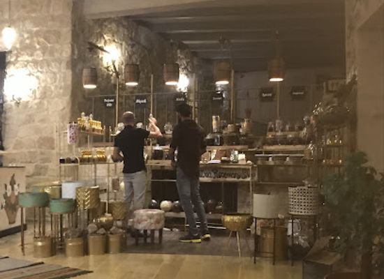 jordan/petra/wadi-musa/shop/petra-rosemary-shop-frankincense