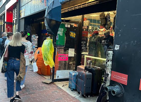 massachusetts/greater-boston/shop/the-corner-mall