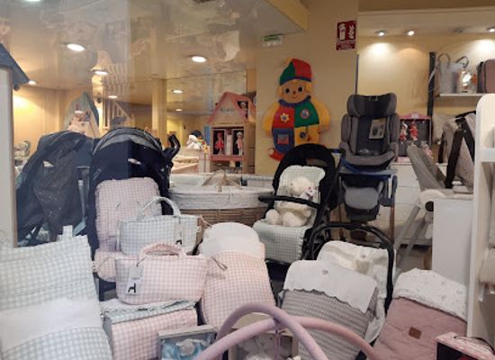 spain/pamplona/shop/carolina-first-dream