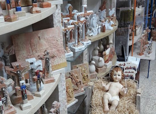 israel/bethlehem/shop/akram-anastas-souvenirs-gift-shop
