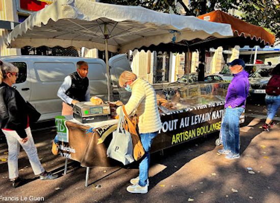 france/les-calanques-national-park/shop/marche-du-prado