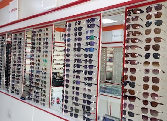 oman/musandam-peninsula/shop/musandam-opticals