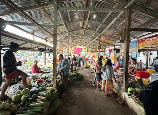 myanmar-burma/ngwe-saung-beach/shop/ngwesaung-city-market