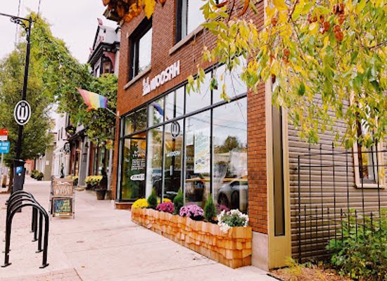 michigan/grand-rapids/downtown-grand-rapids/shop/woosah-outfitters