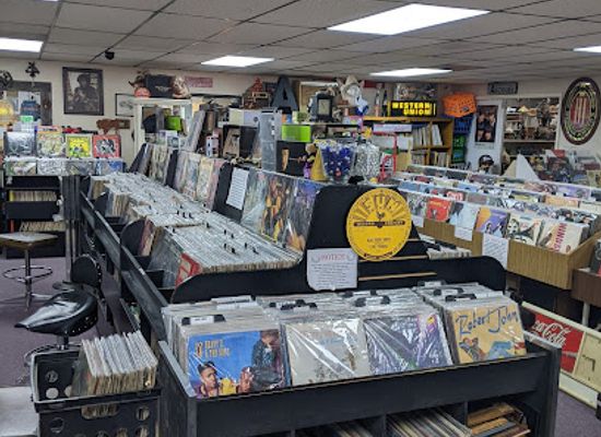 oklahoma/lawton/shop/obscure-oddities