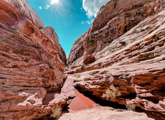 utah/san-rafael-swell/shop/ding-and-dang-slot-canyons