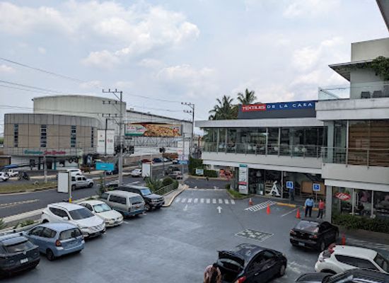 el-salvador/highlands/shop/plaza-malta