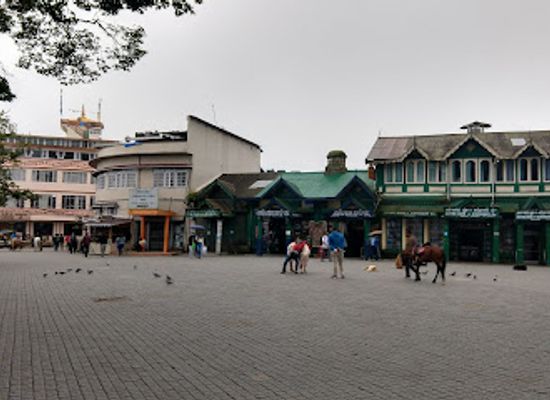 india/darjeeling/chowrasta/shop/darjeeling-mall